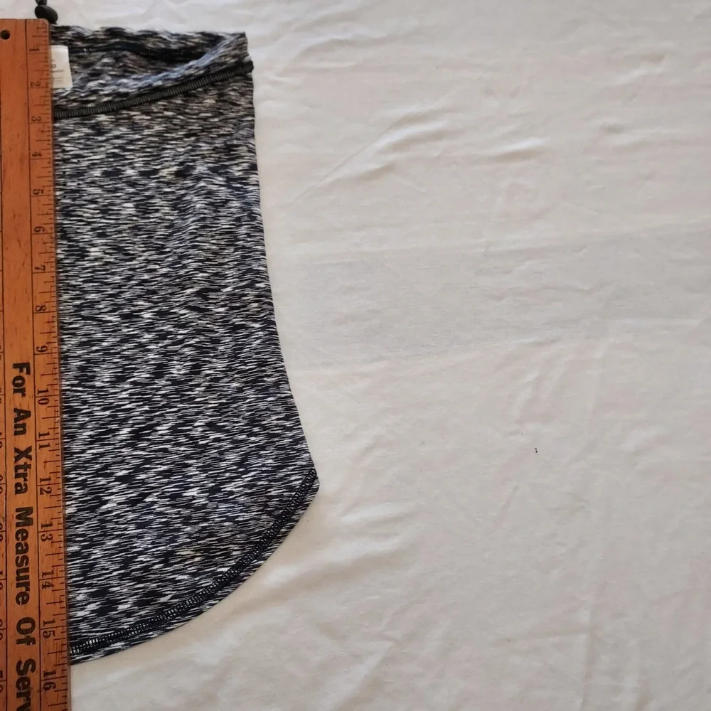 Lululemon Cross Chill Run Neckwarmer‎ Gaiter Space Dye Black White Reflective